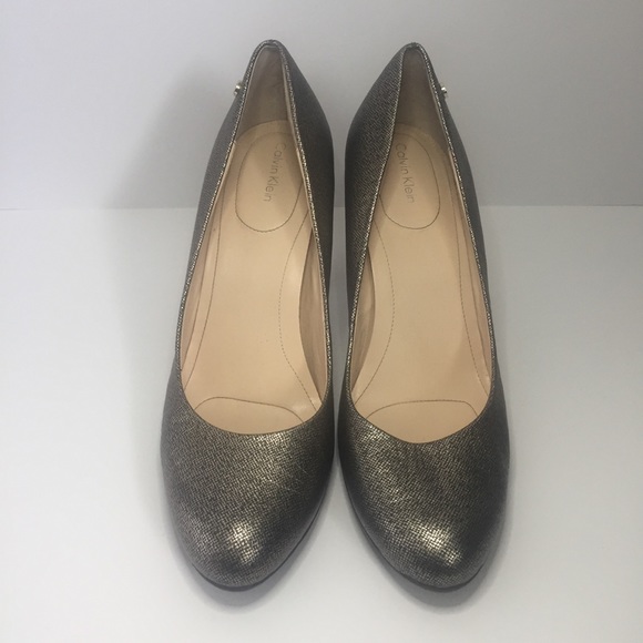 Calvin Klein Olive 2 Metallic Heels Size 10 - Picture 1 of 6